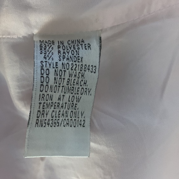 BIANCA NYGÅRD pink jacket, fully lined, satin ribbon waist, bow & French cuffs. - Picture 9 of 10